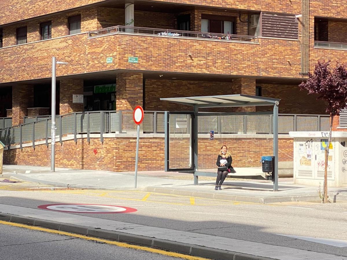 Appartamento Aires De Toledo-Parque Warner Y Madrid En Familia Esterno foto