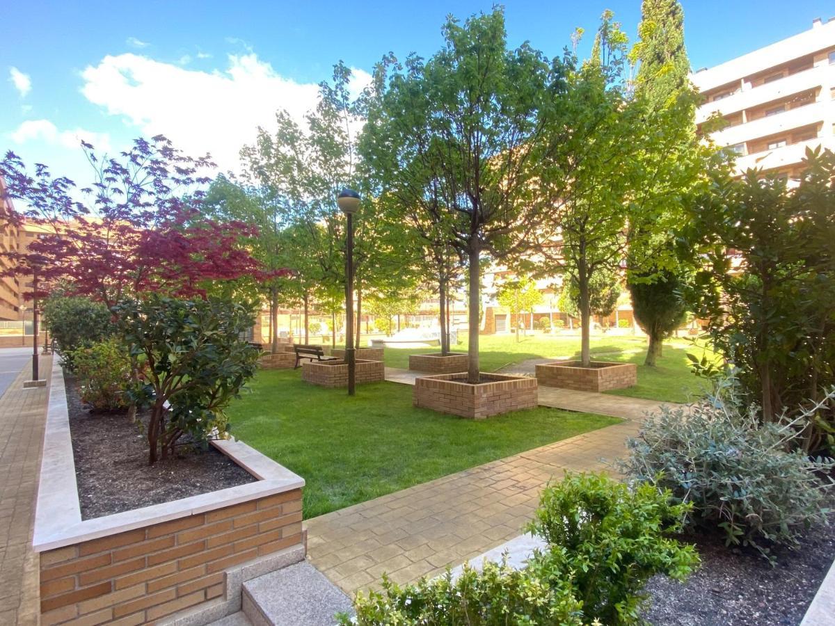 Appartamento Aires De Toledo-Parque Warner Y Madrid En Familia Esterno foto