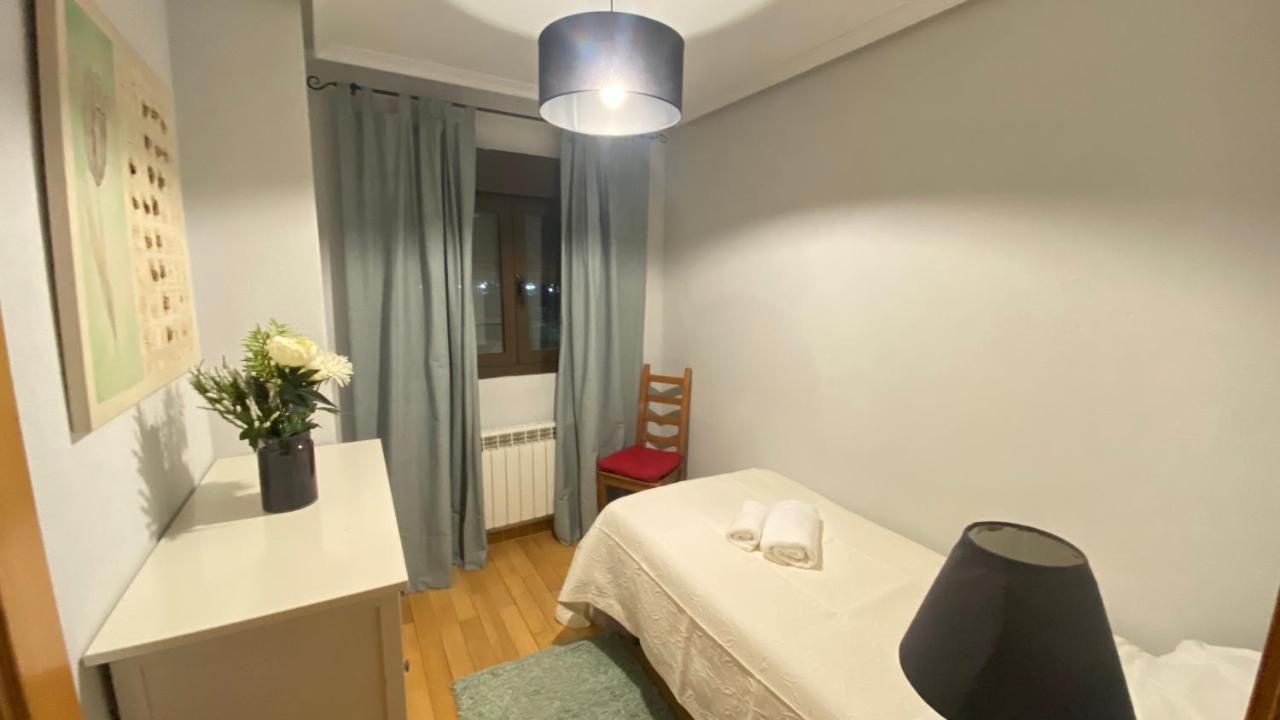 Appartamento Aires De Toledo-Parque Warner Y Madrid En Familia Esterno foto