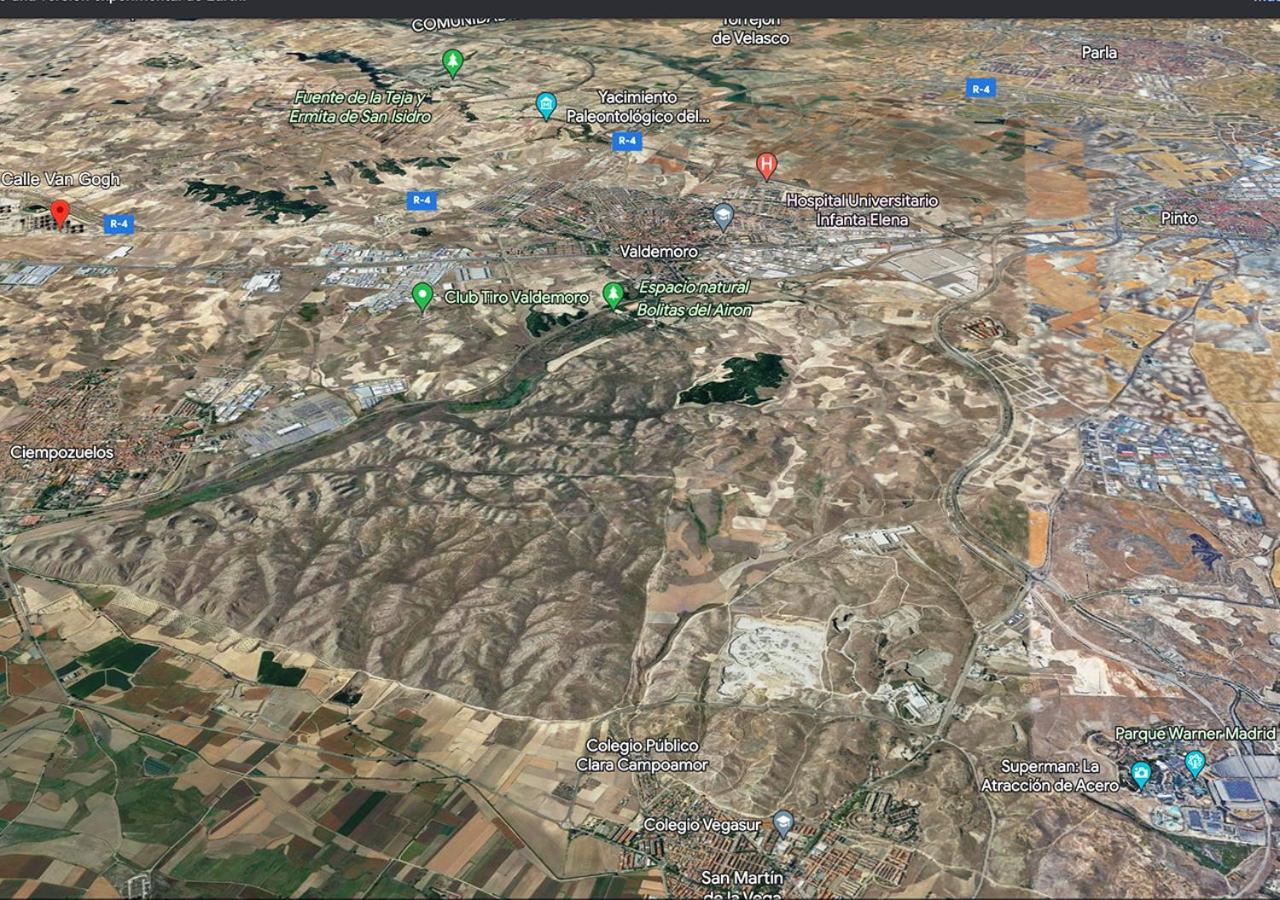 Appartamento Aires De Toledo-Parque Warner Y Madrid En Familia Esterno foto