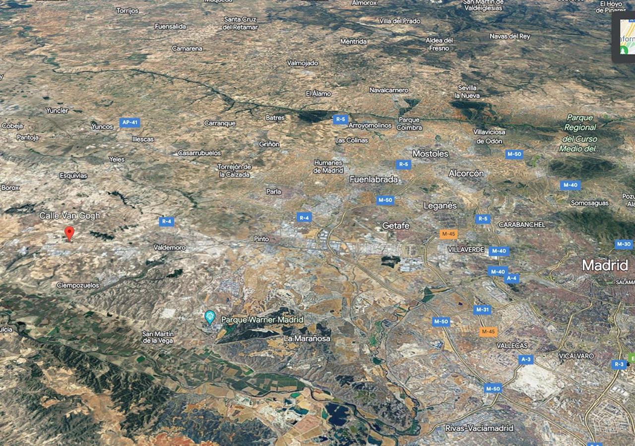 Appartamento Aires De Toledo-Parque Warner Y Madrid En Familia Esterno foto