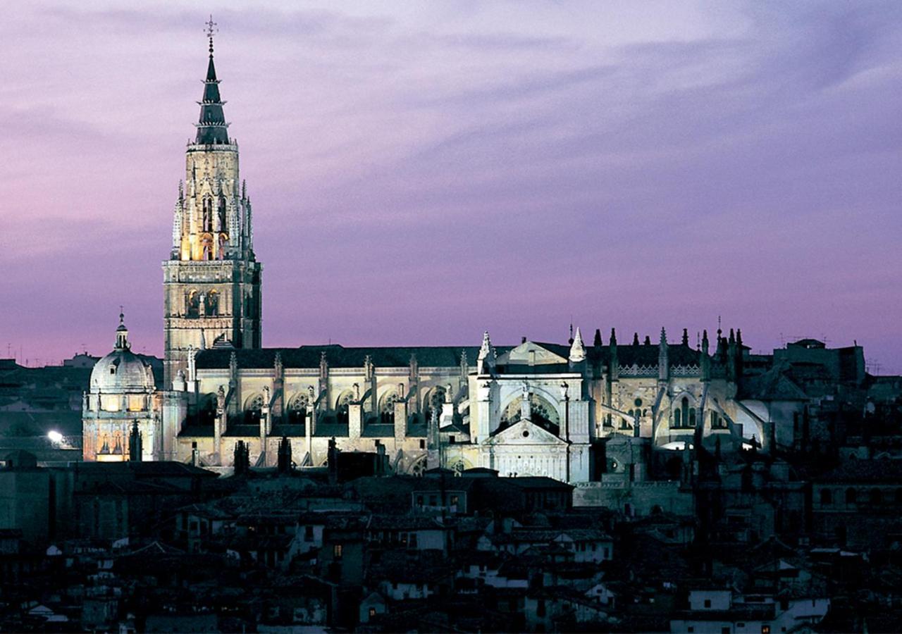 Appartamento Aires De Toledo-Parque Warner Y Madrid En Familia Esterno foto